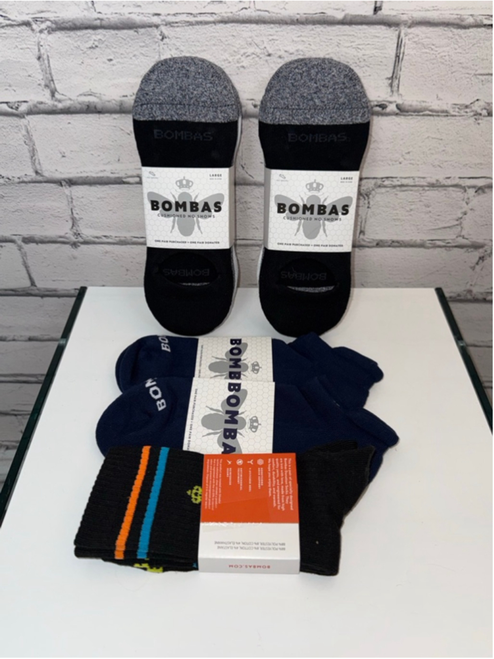 Men's Bombas Socks Lot 11 Pair Casual Socks size Large No Show & Ankle Socks NWT